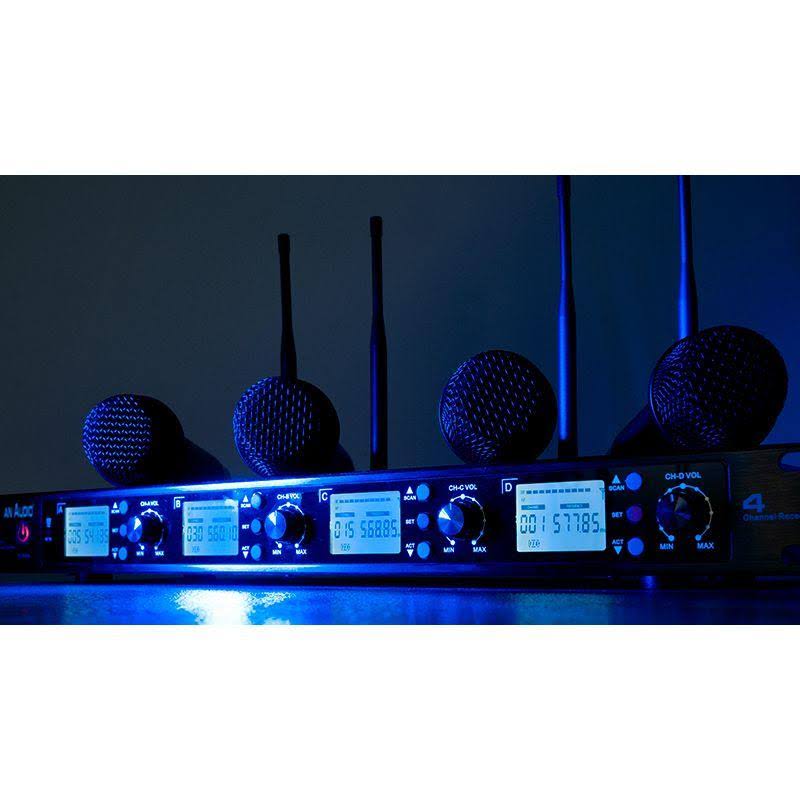 4-Channel Handheld Wireless Microphone System G436675