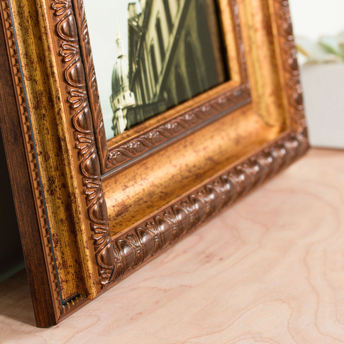16x24 inch Aged Gold Picture Frame T699062
