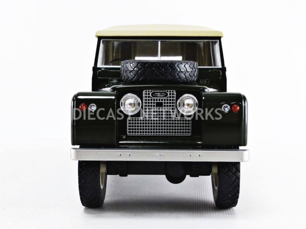 Land Rover 109 Pick Up Serie II 1/18 Green R784088