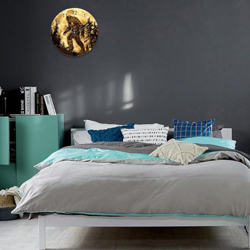 Golden Moon Wall Clock Silent Non-Ticking Round Wooden Clock Battery Operated 40*40cm W678