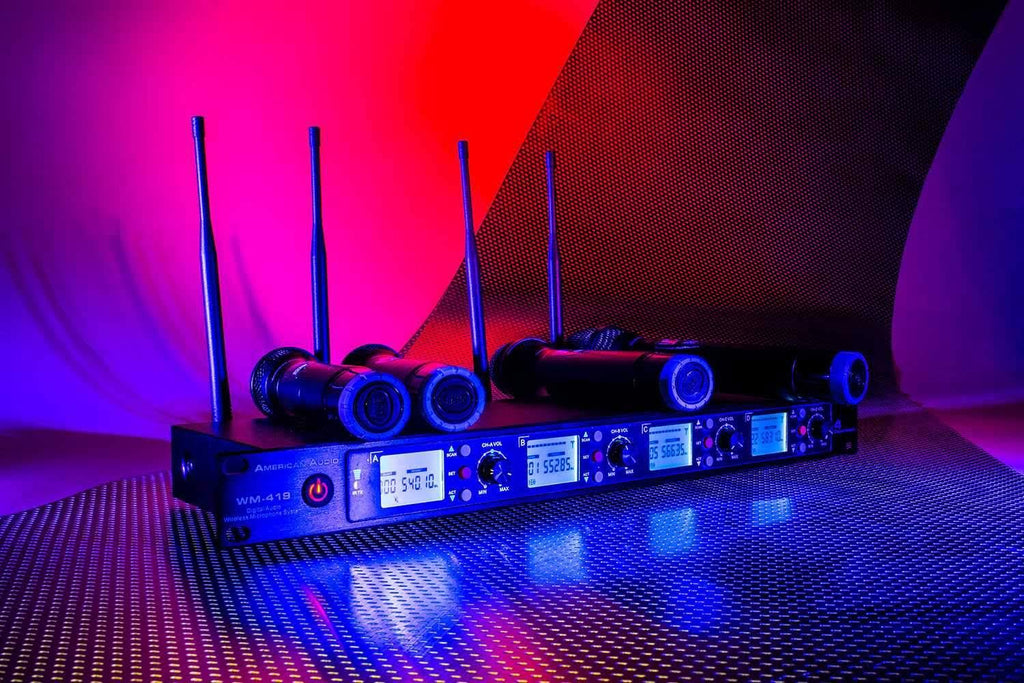4-Channel Handheld Wireless Microphone System G436675