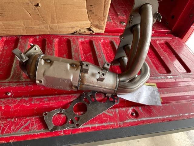 Catalytic Converter with Manifold W149541