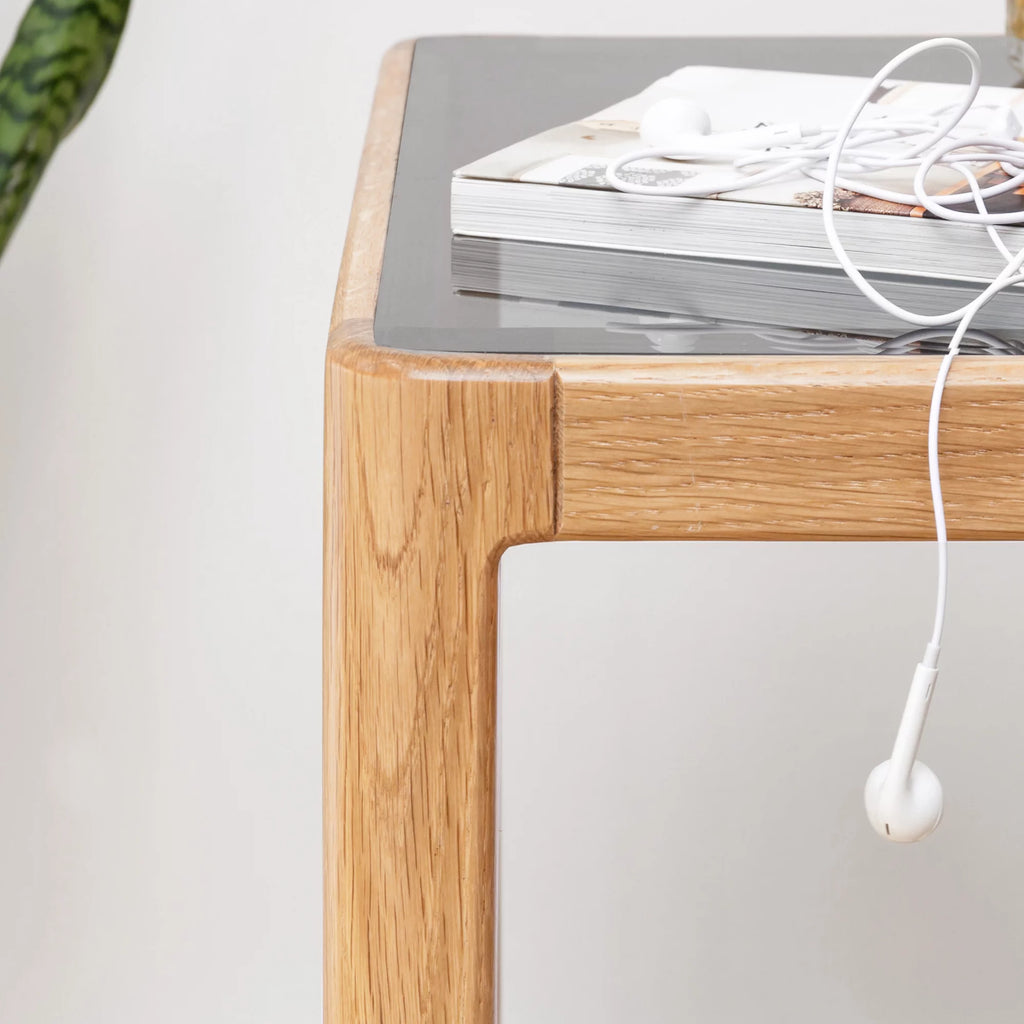 Natural Oak Wood End Table with Tempered Glass D4712