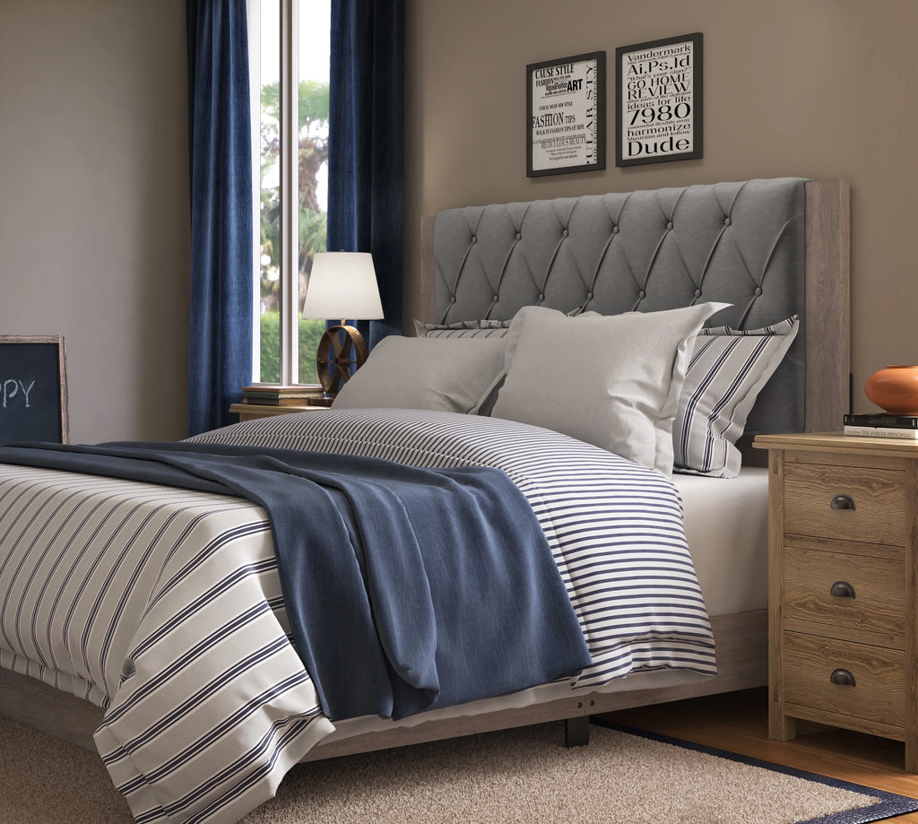Queen Light Gray Wood Veneer Tufted Platform Bed G250523
