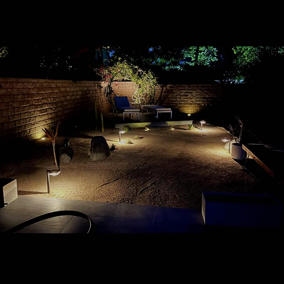 Solar Pathway Lights 300 lumens 4 Pack W1605
