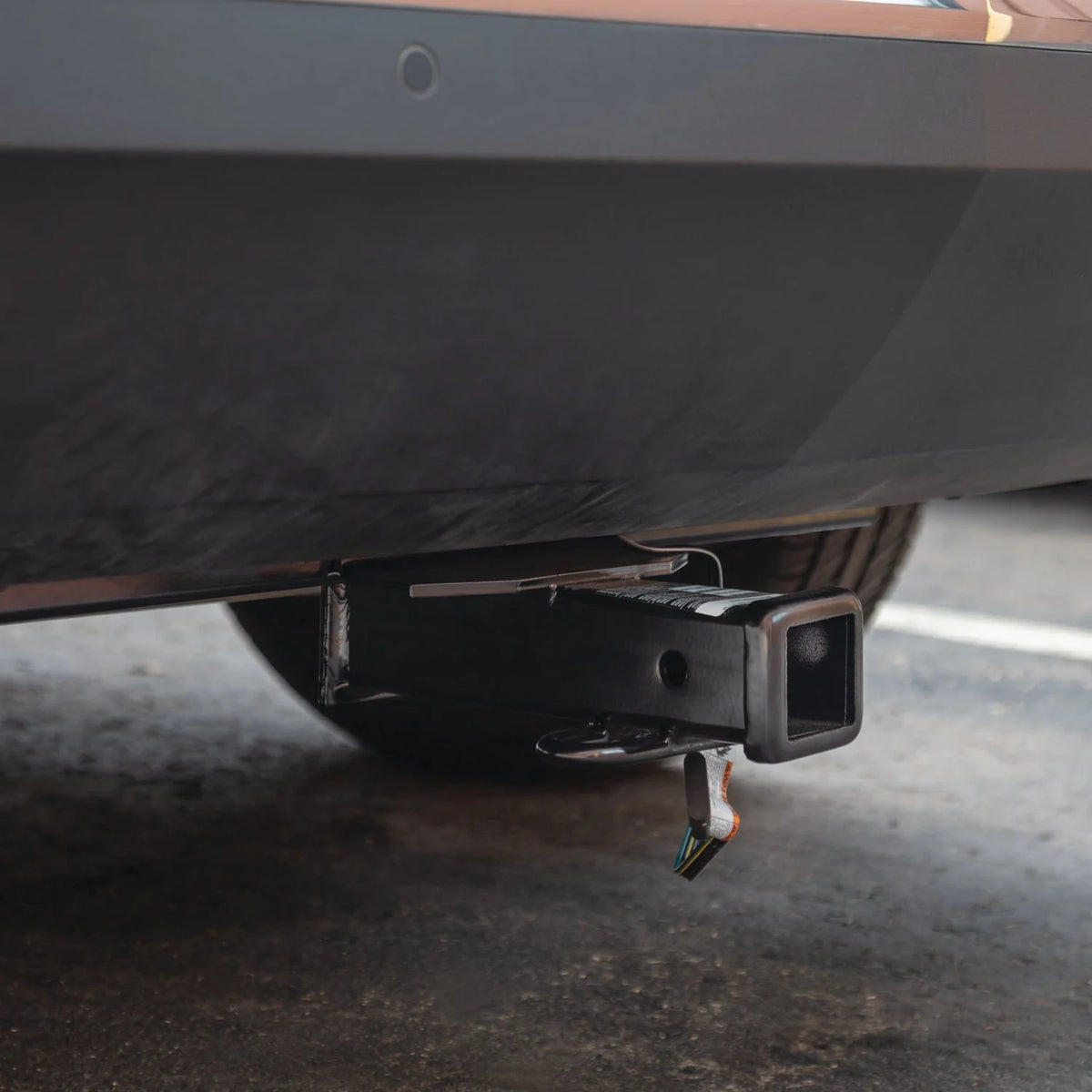 Class 3 Trailer Hitch, 2 Inch Square Receiver, Black R8230