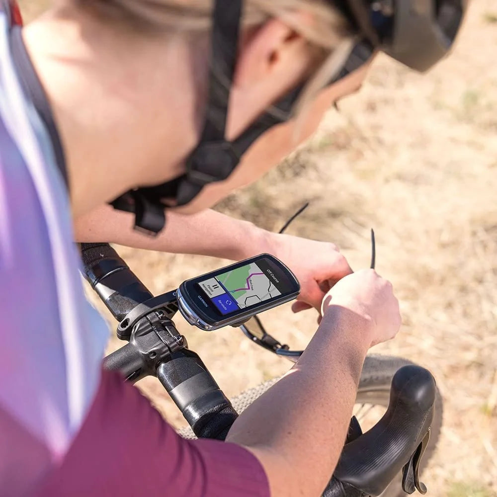 Garmin Edge 1040 Solar GPS Bike Computer with Speed Sensor 2, Cadence Sensor 2, HRM-Dual, Black Silicone Case, Mounts Z61687