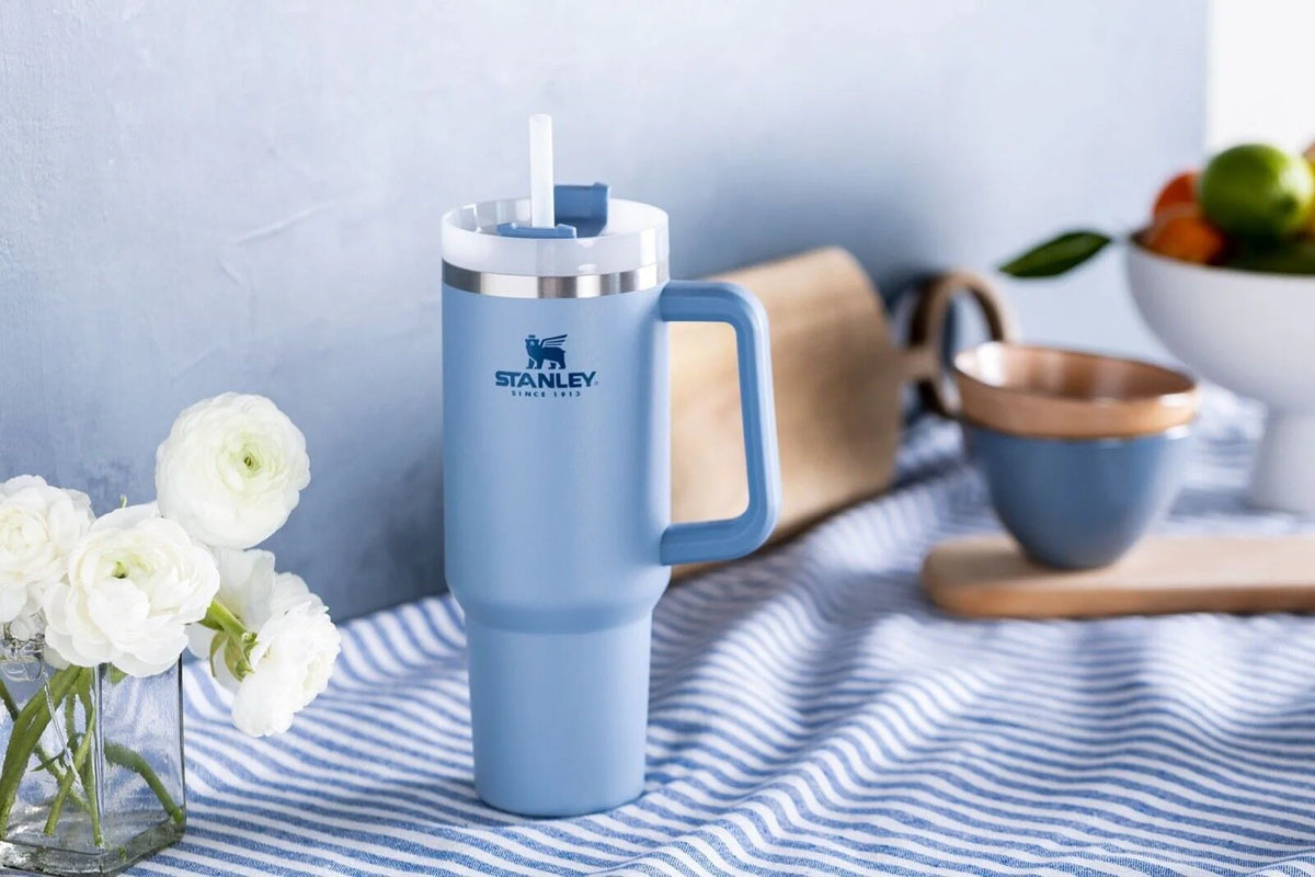 Stainless Steel Vacuum Insulated Tumbler with Lid and Straw 40 oz D108