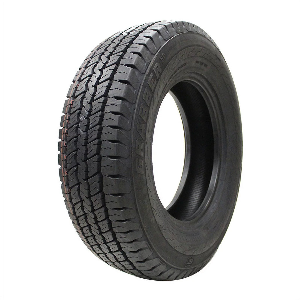 245/70R17 119 R Tire L139