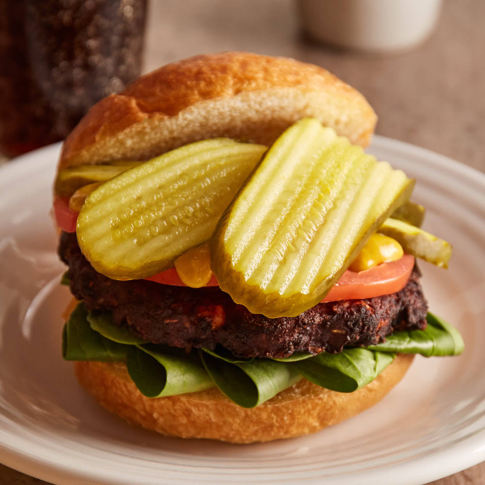 Kosher Dill Pickle Sandwich Slices - 12/Case Z49337