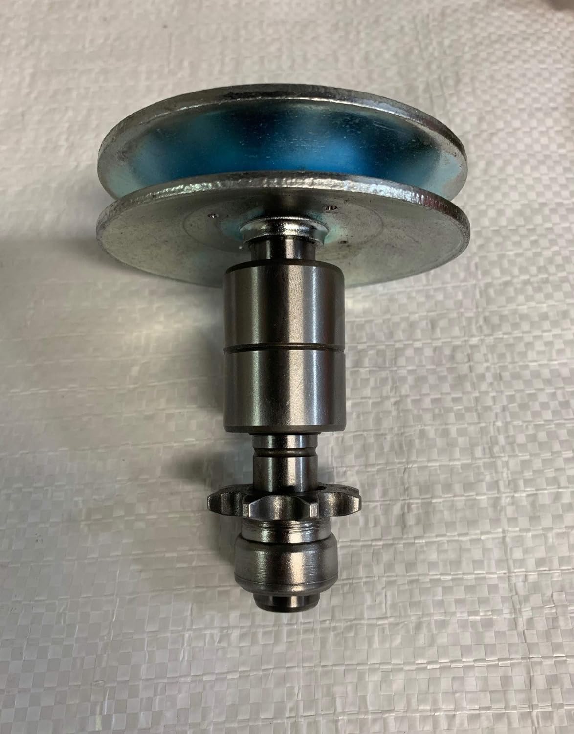 Jack Shaft W/Pulley & Sprocket for 20"-25" Mower Q536
