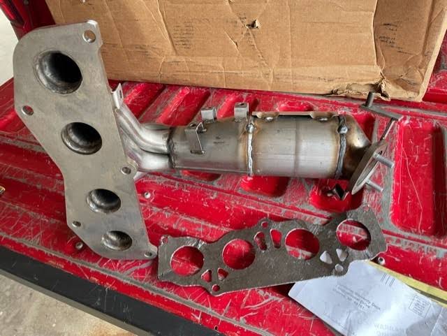 Catalytic Converter with Manifold W149541
