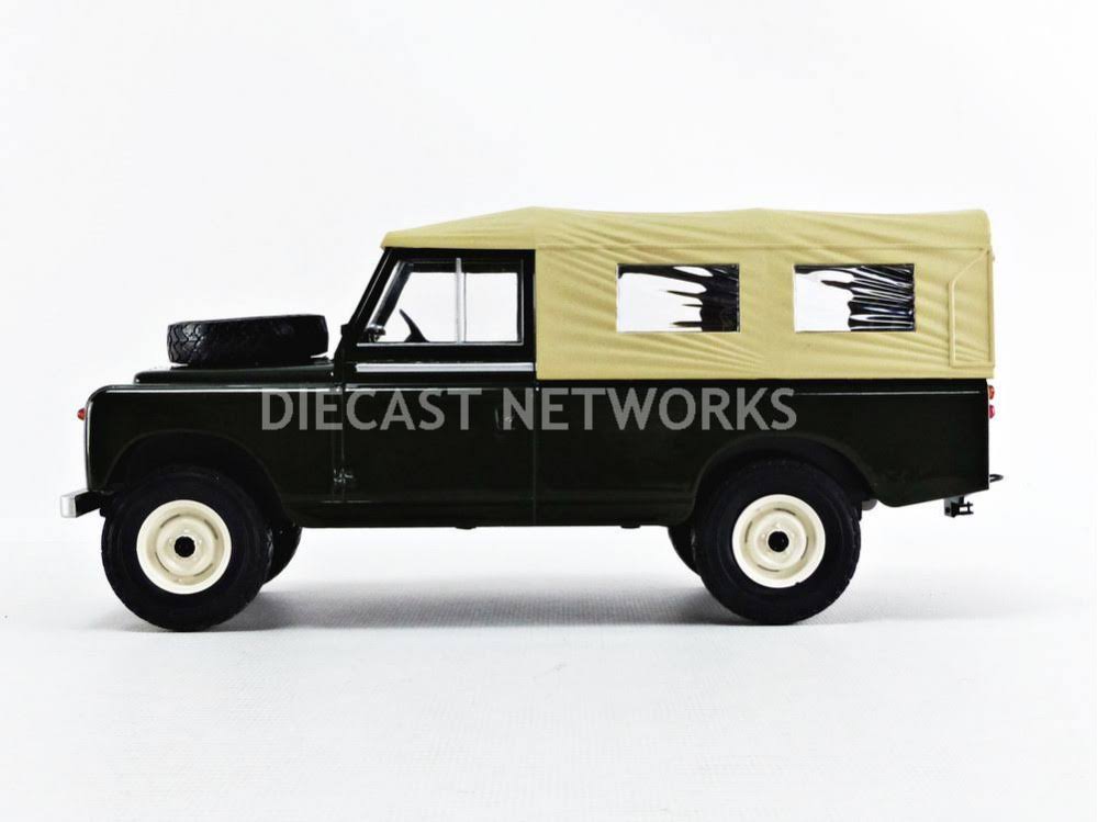 Land Rover 109 Pick Up Serie II 1/18 Green R784088